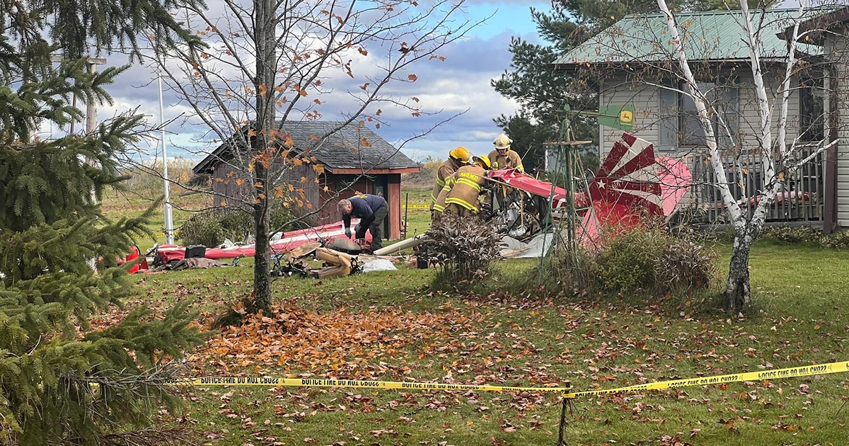 Avioneta se estrella contra casa en Wisconsin3