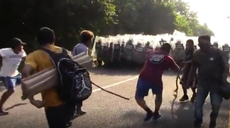 Violento enfrentamiento entre Guardia Nacional y caravana migrante