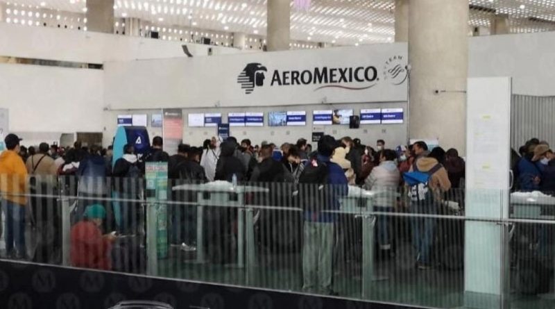 Aeroméxico cancela 43 vuelos por contagios en tripulaciones