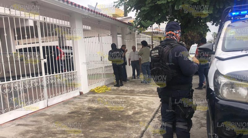 Hombre halla a su esposa muerta en Poza Rica