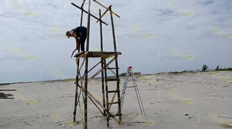 Levantan torres de vigilancia en playas de Tamiahua