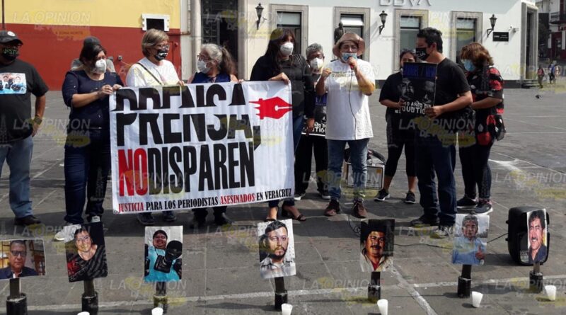 Protestan por muerte de periodistas en Día Internacional de la Libertad de Prensa