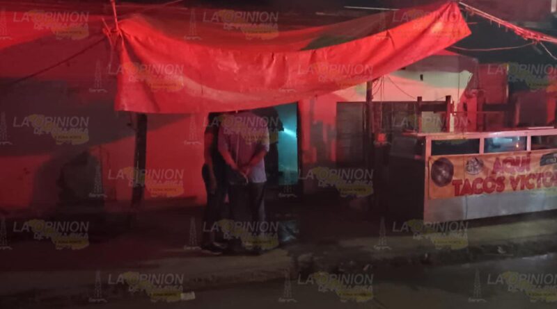 Se incendia una taquería en Tuxpan