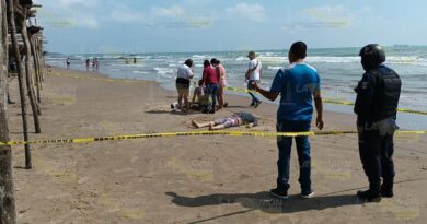 Turistas se ahogan en la playa de Tuxpan