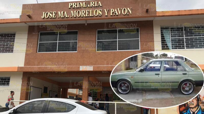 Roban automóvil a maestra de primaria José M. Morelos